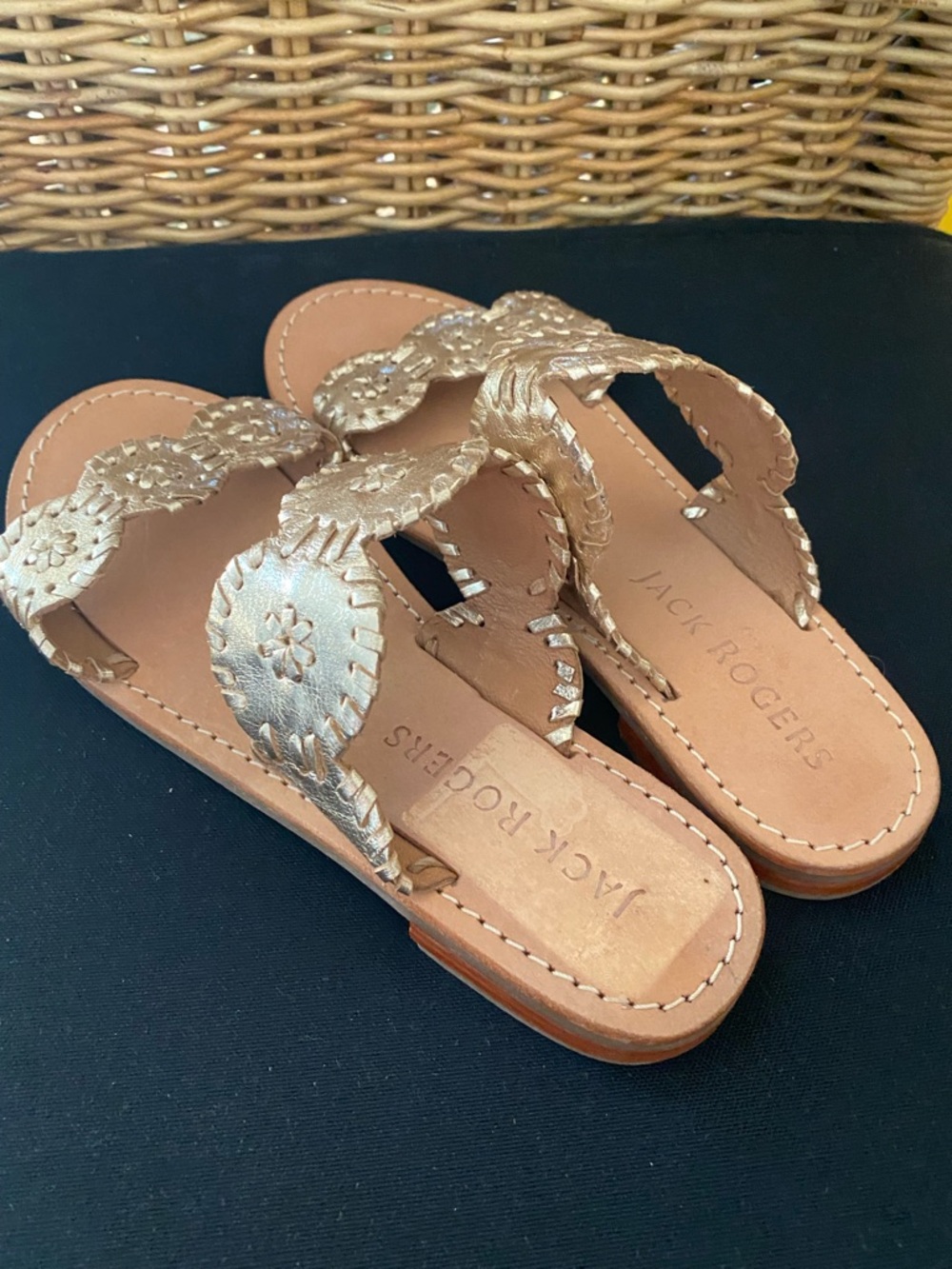 Jack Rogers  Lauren Flat Sandal Gold Sz 7.5 NWOT $138 - Picture 8 of 8